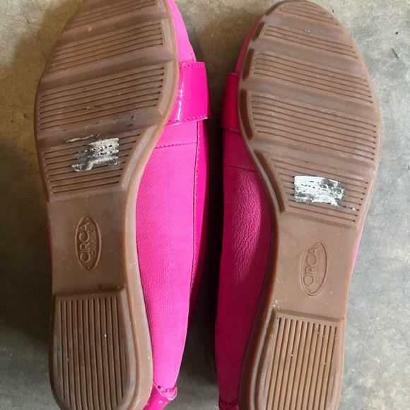 Circa Joan & David Luxe - Picture 7 of 8